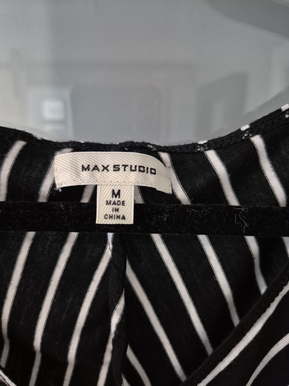 Max Studio Black and White Striped V-Neck Sleeveless Camisole - Picture 3 of 6